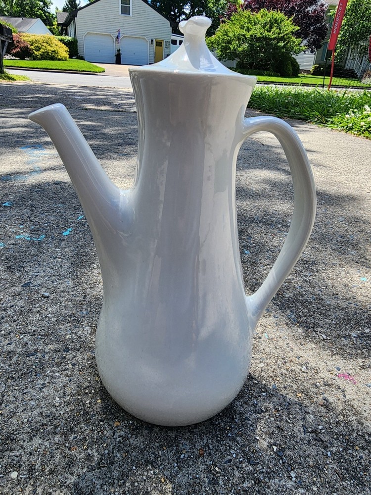 Impromptu By IROQUOIS White Pitcher