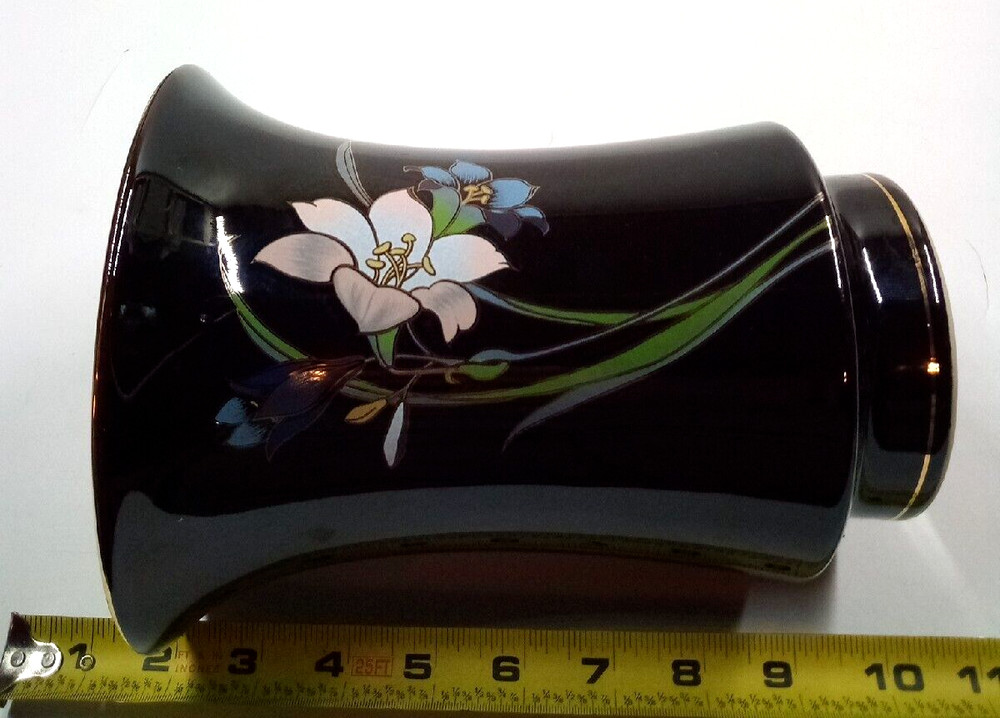 YAMAJI LILAC CERAMIC VASE JAPAN