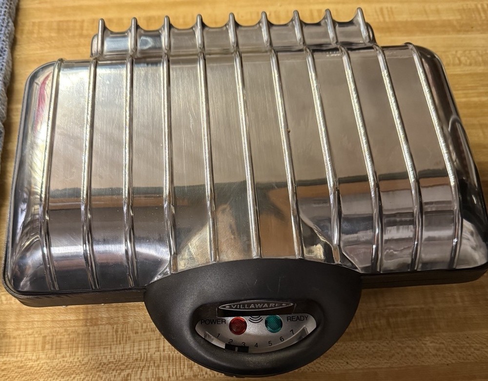 Villanova Uno Square Belgian Waffle Maker Model 2000 1000 Watts