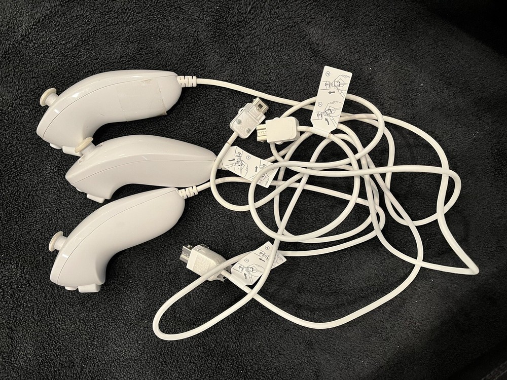 Nintendo Wii accessory bundle