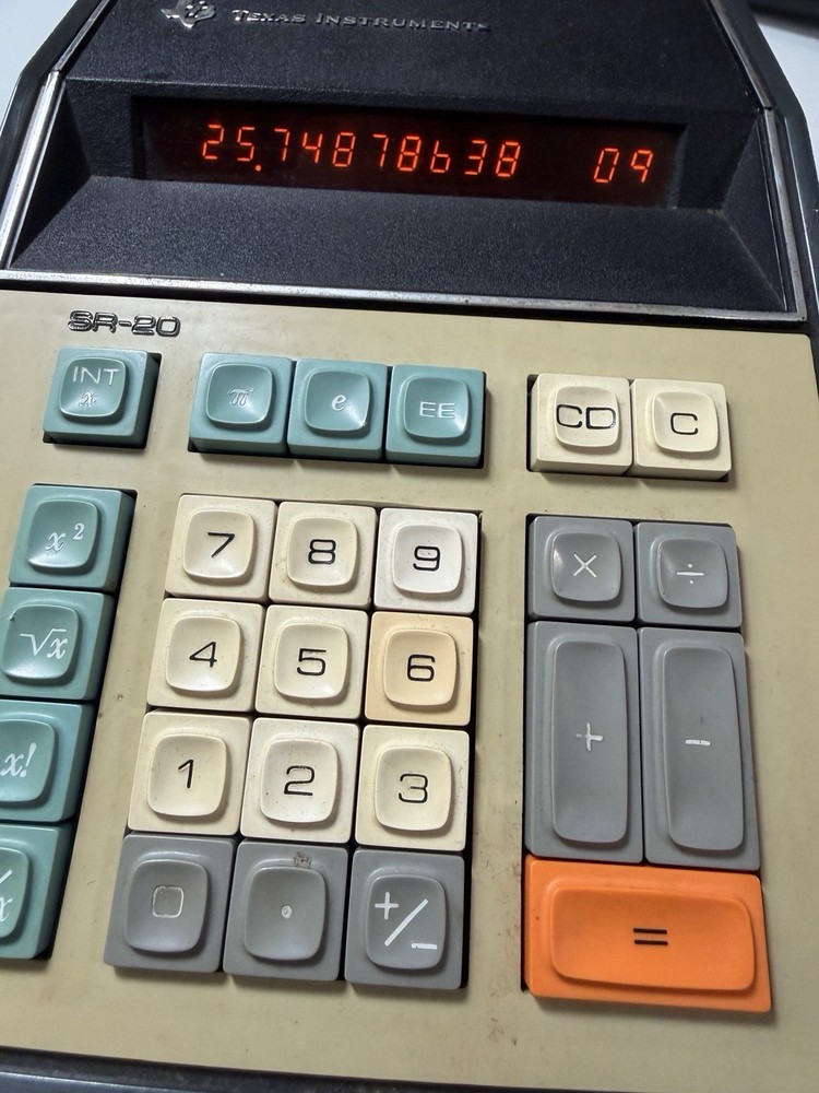 Vintage Texas Instruments SR-20 Engineering Desk Calculator LED Tested + Chord