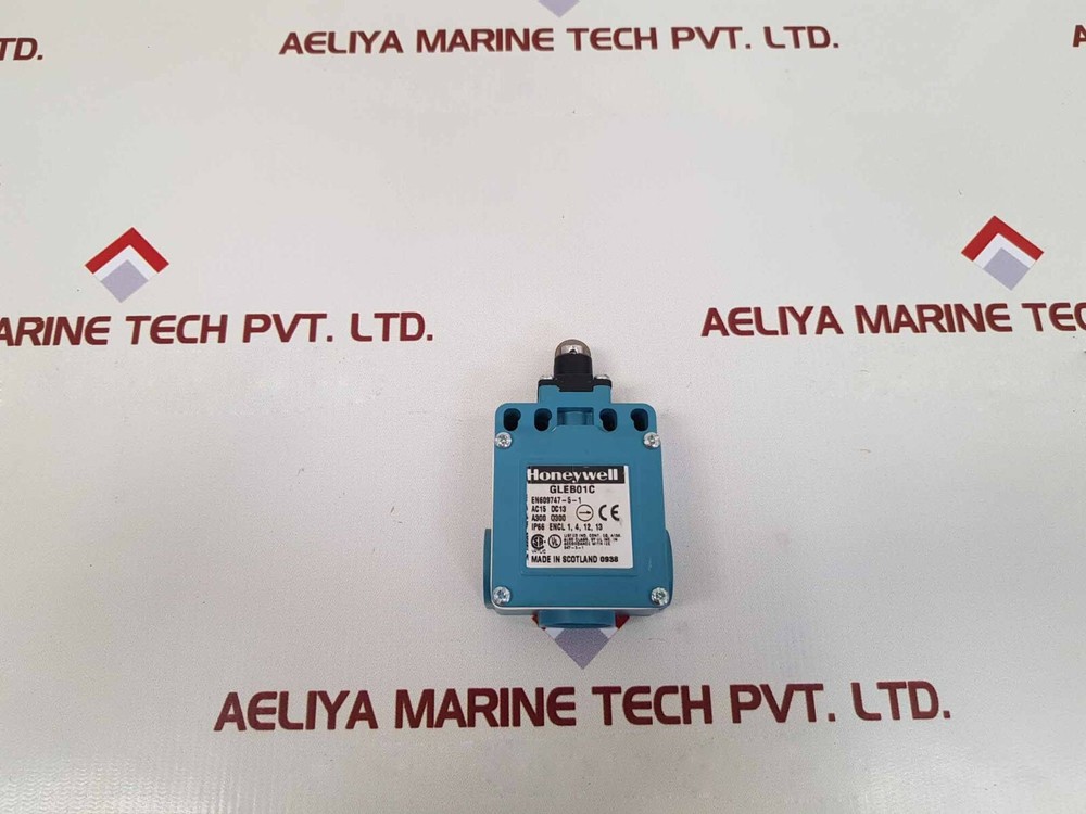 Honeywell Gleb01c Limit Switch Roller Plunger