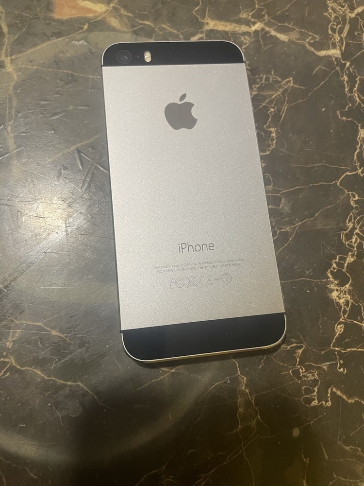 Apple iPhone 5s Silver, Black, Space Gray A1533 Smartphone