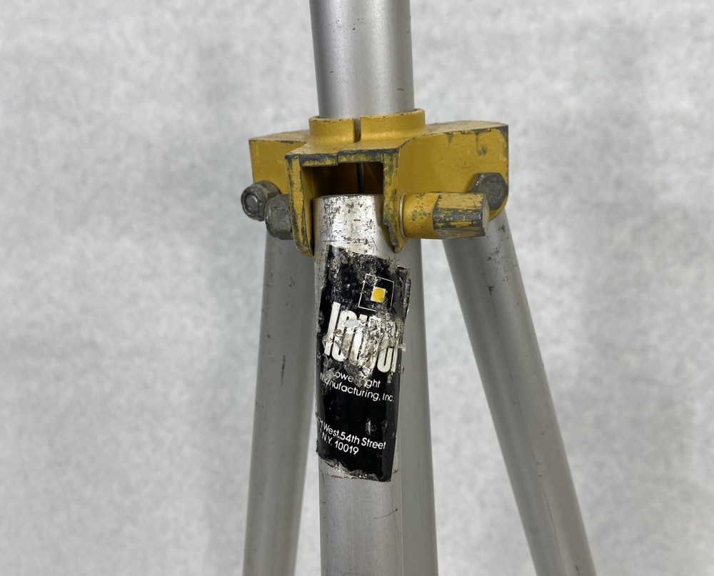 Lowel 8-ft. Photo Studio Light Stand Tripod Riser