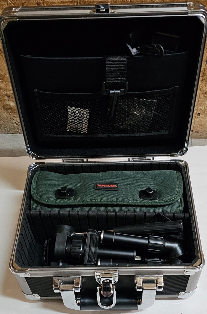 Winchester WT-541 Spotting Scope w/Tripod & Case