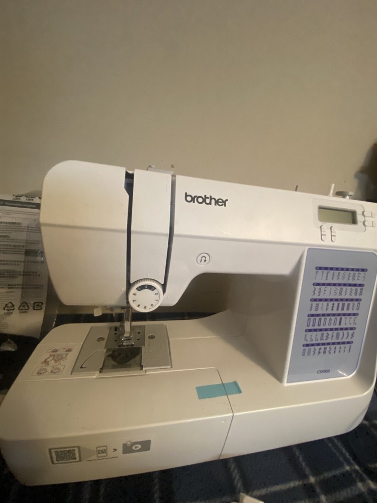 Brother CS5055 Computerized Sewing Machine