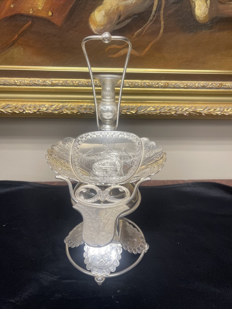 Wilcox Silver Calling Card, Receiver, And Bud Vase ￼# 01833