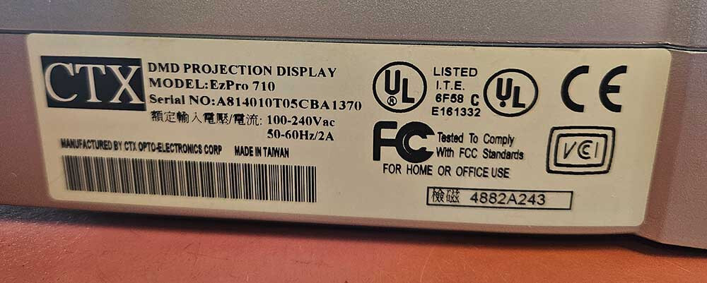 Projectors & Accessories