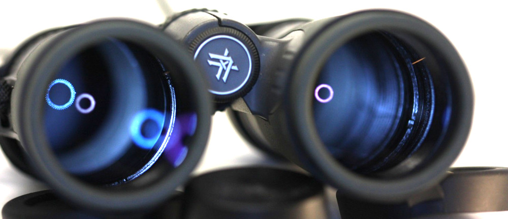 Vortex razor hd 10x42 Binoculars w/Bino Case ...very bright