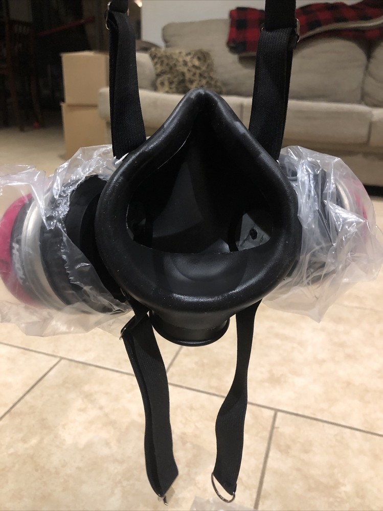 MSA Silicone Comfo Classic Respirator, Size Medium Half Mask 983358