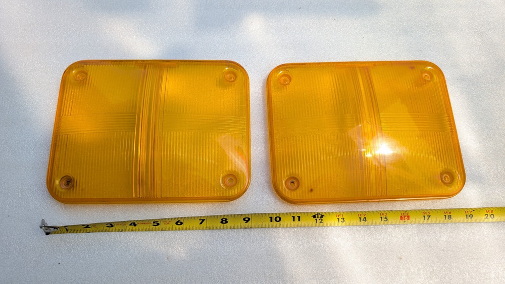 Whelen Model 97 Light Cover, Yellow