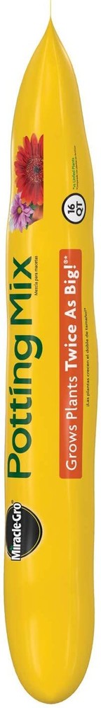 Miracle-Gro Potting Mix 16 qt