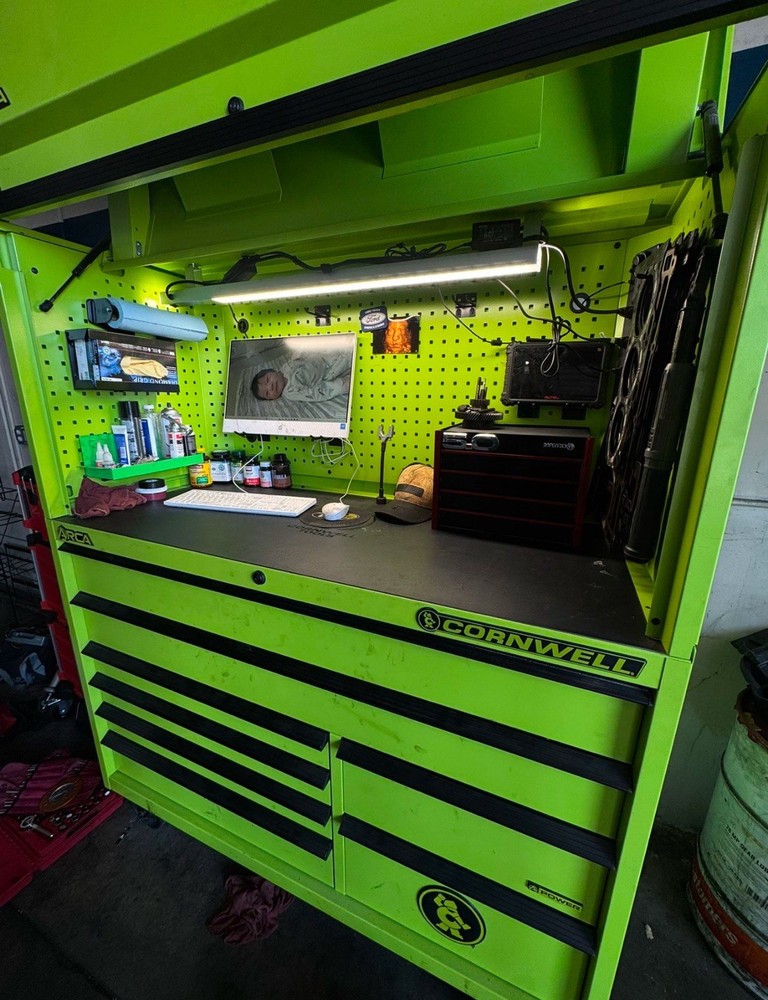 Cornwell Arca tool box