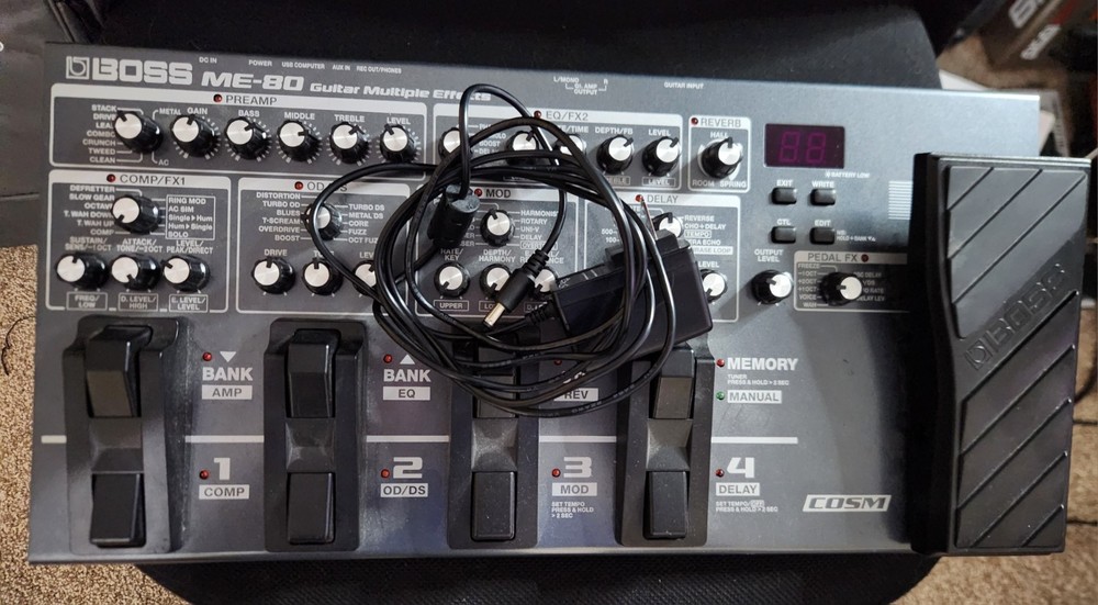 Boss ME-80 Digital Multi-Effects Processor for Electric Guitar