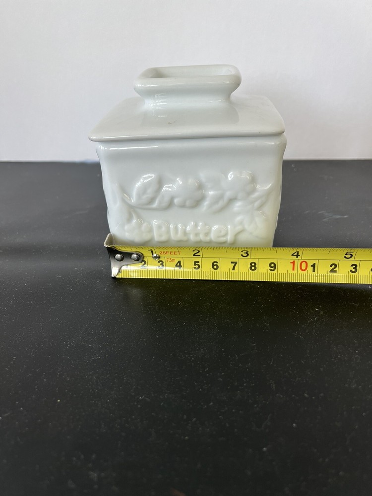 RPI Unique White Porcelain Butter Keeper