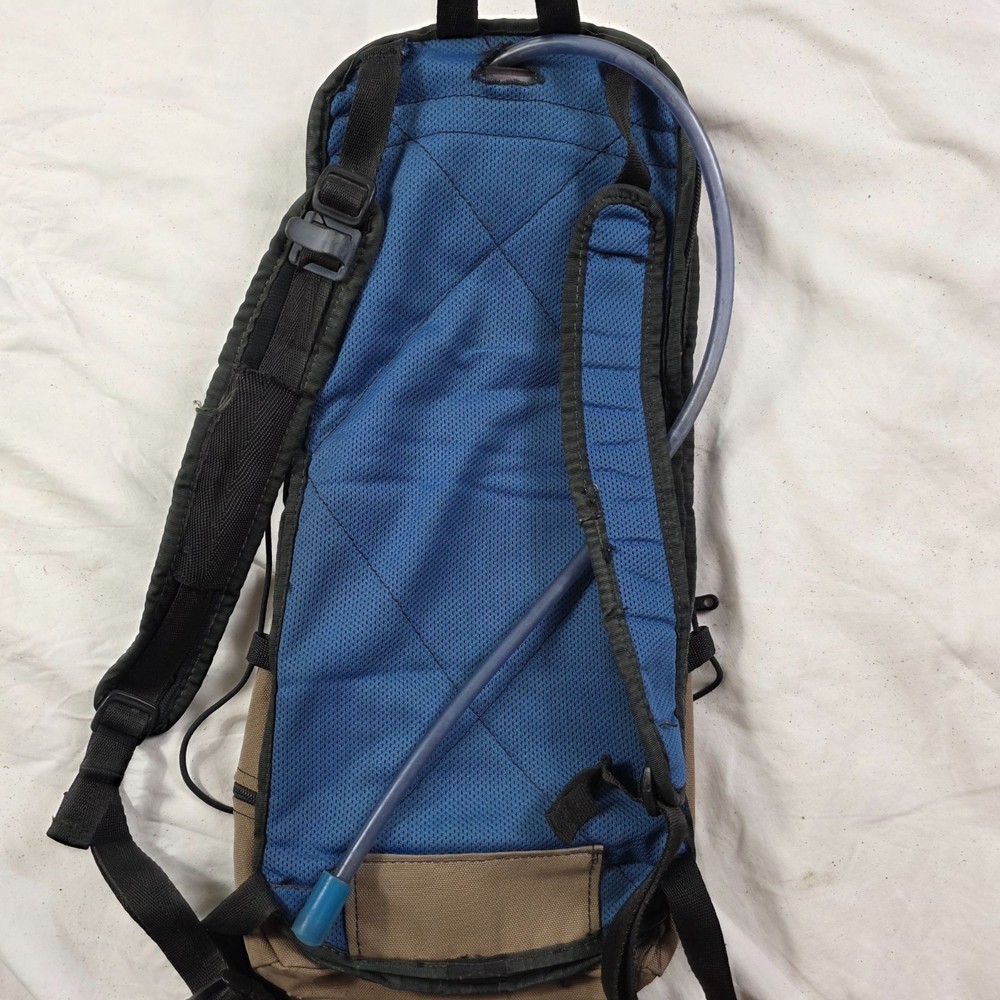 CamelBak Mule Hydration Pack Tan Black Outdoor Hiking Backpack Camping Trails