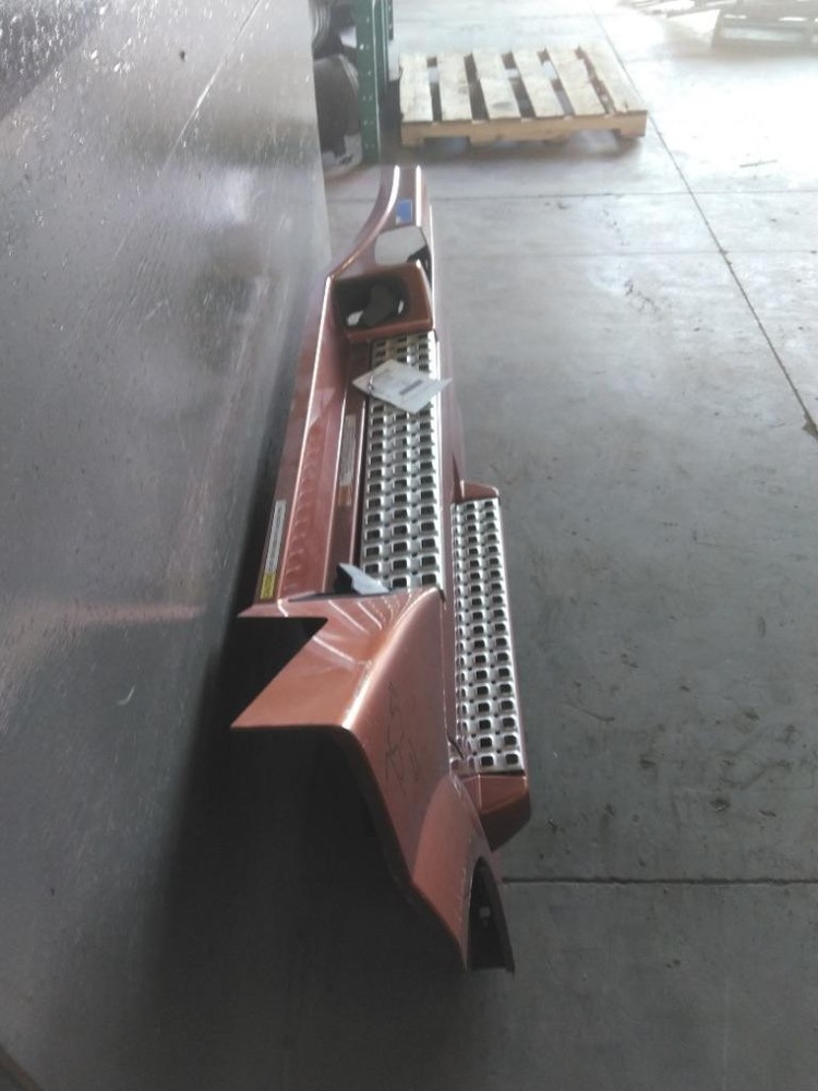 For 2017 VOLVO VNL SIDE FAIRING Left , IL