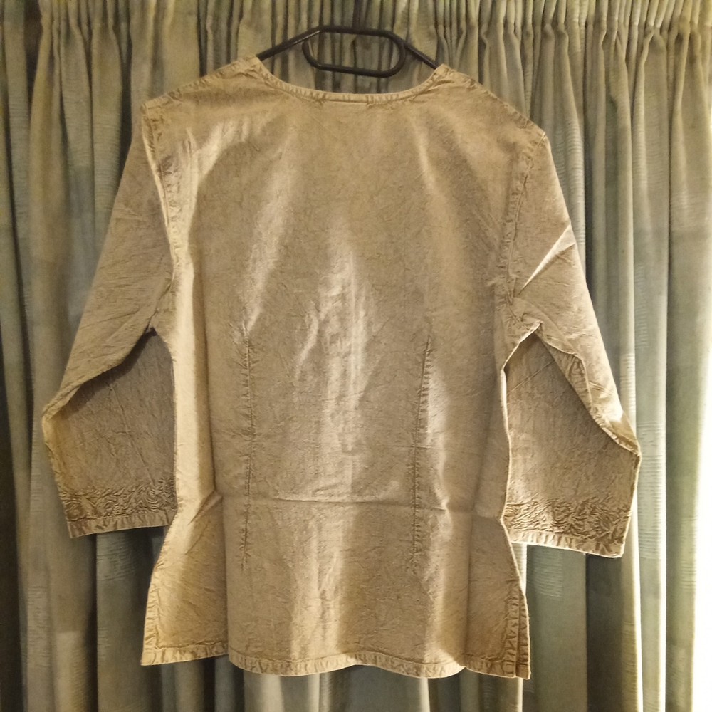 Indian Stonewashd Top with embroidered detailing Medium Bnwt