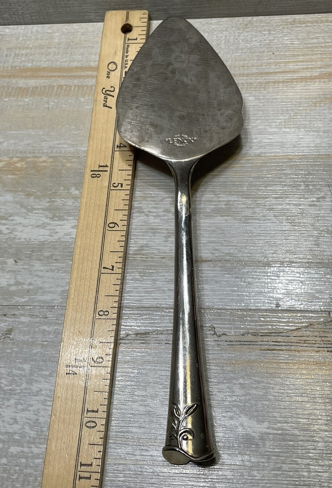 Lenox Wedding Promises, Opal Innocence Cake Server Silver Plate