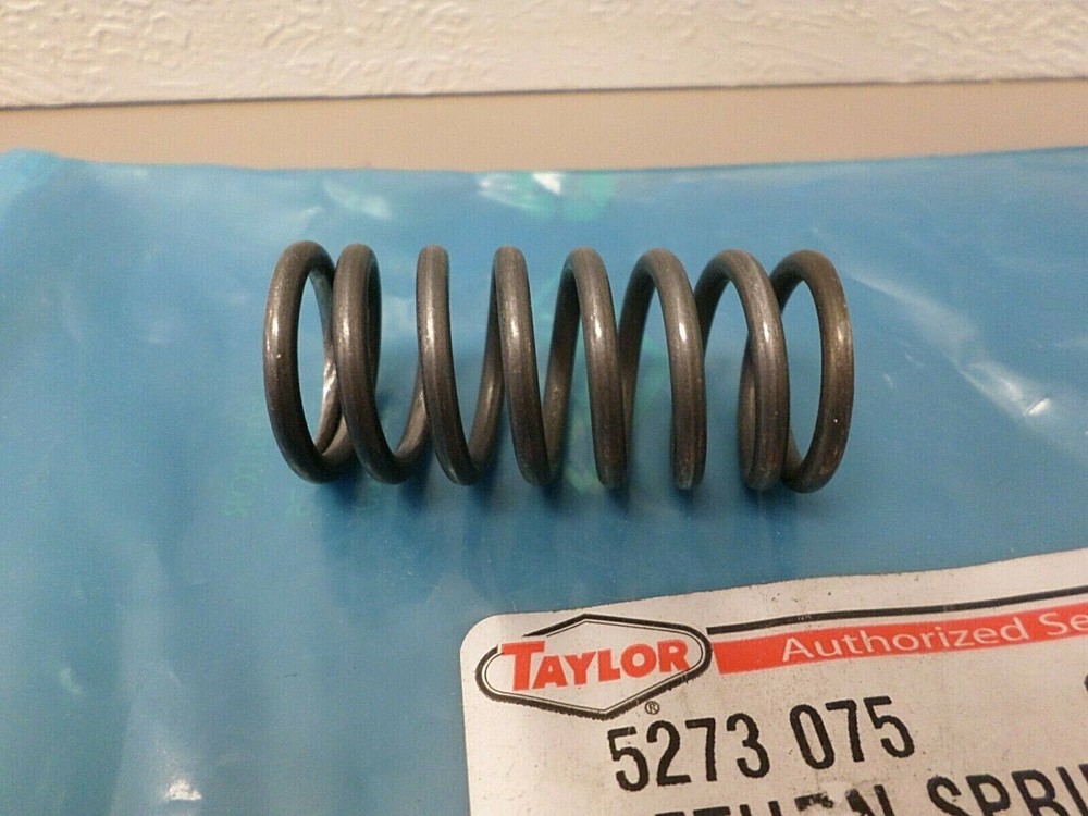 Taylor Machine Works 5273 075 Return Spring