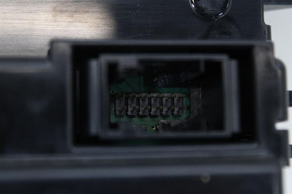 Used A/C Selector Switch fits: 2013 Mini Paceman w/automatic temperature control