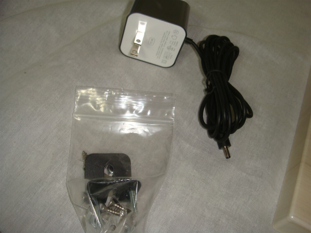 AMAZON ECHO SPOT SMART SPEAKER BLACK DEMO UNIT - READ!