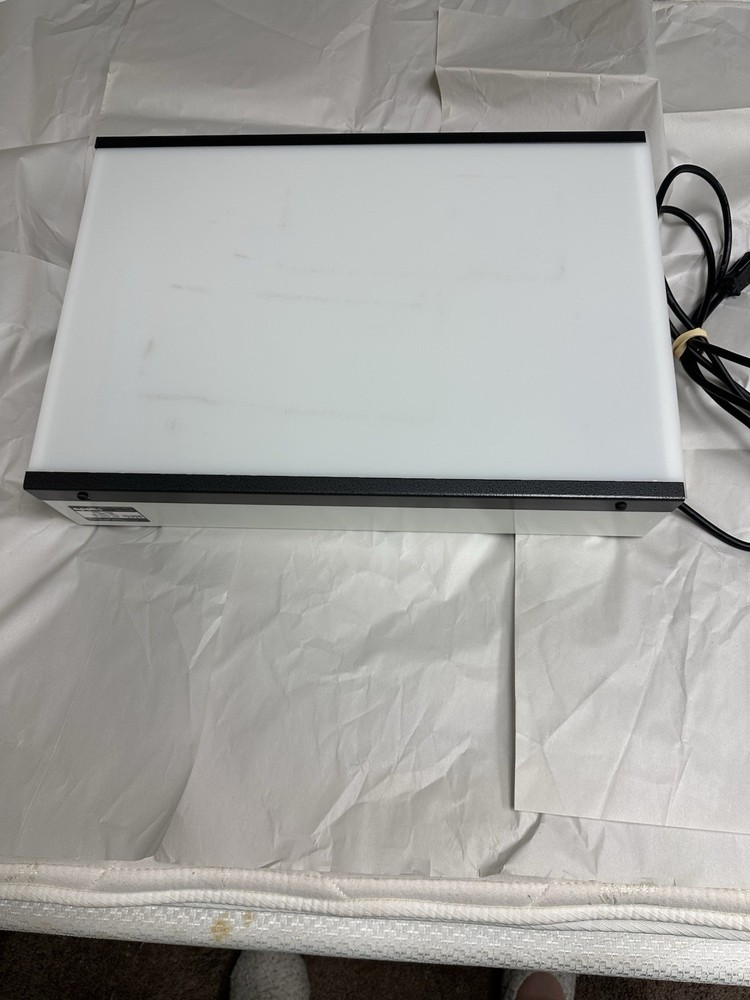 Apollo Portable Light Box Model LB100