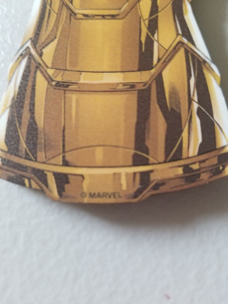 MARVEL INFINITY GAUNTLET REFRIGERATOR CHUNKY MAGNET SHAPED OUTLINE 4 X 2.75
