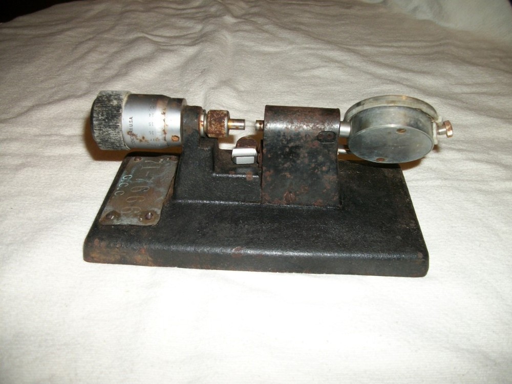 VINTAGE BROWN & SHARP--MICROMETER / COMPARATOR!