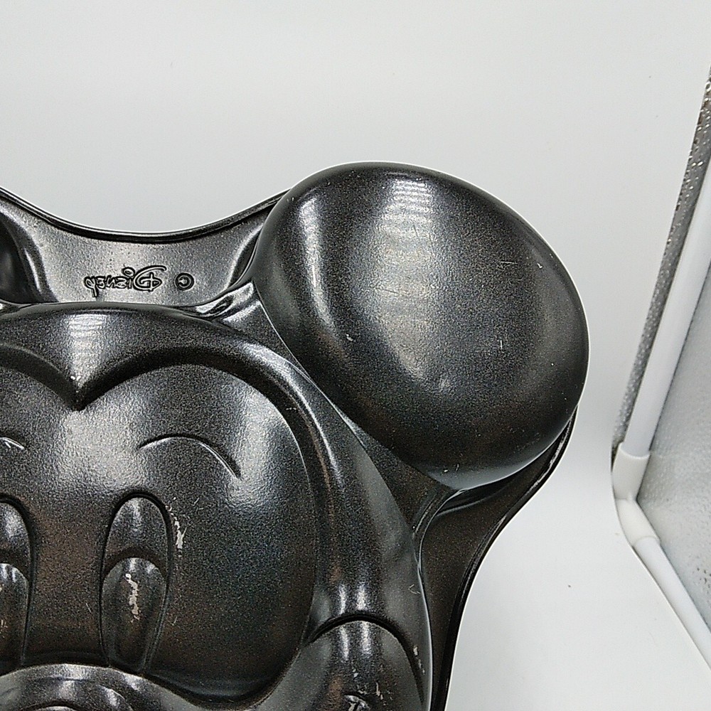 Vintage Black Disney Mickey Mouse Head Face Cake Pan Bakeware Kitchenware