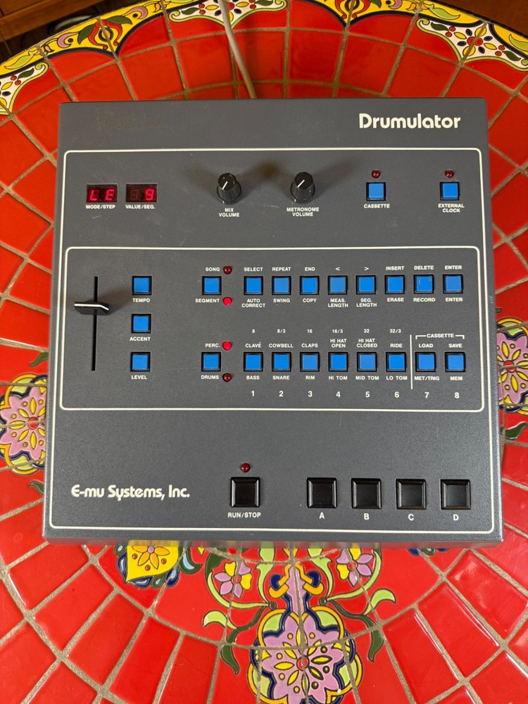 E-MU Systems Drumulator 8-Voice Drum Sampler 1983