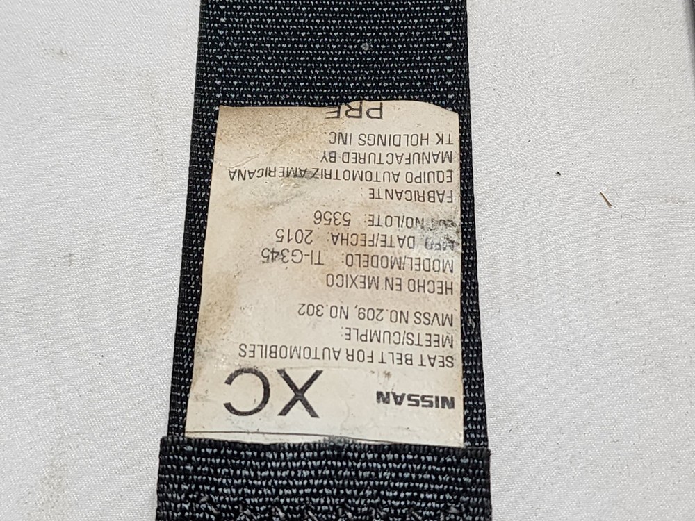 2013 - 2015 Nissan Versa Note Drivers & Passengers Front Seat Belts