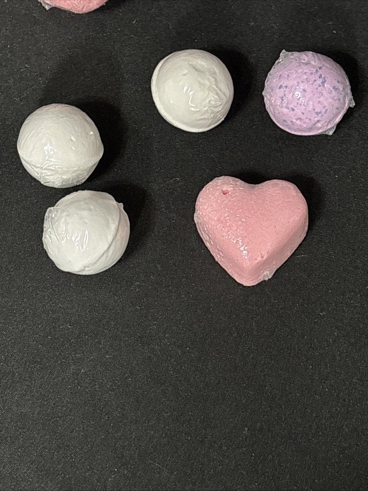 bath bombs Lot Of 7 All New In Pkg