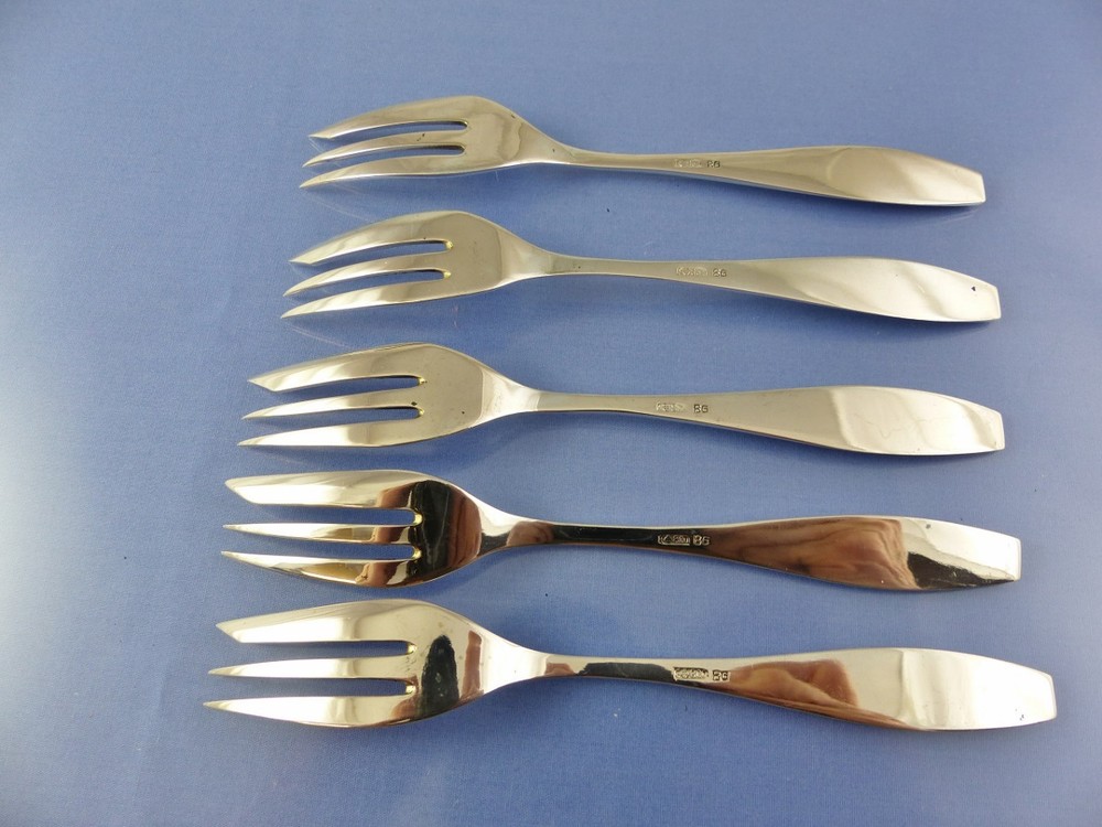 unknown PLAIN PASTRY or PIE FORK SET OF 5 .800 BY BG GERMANY