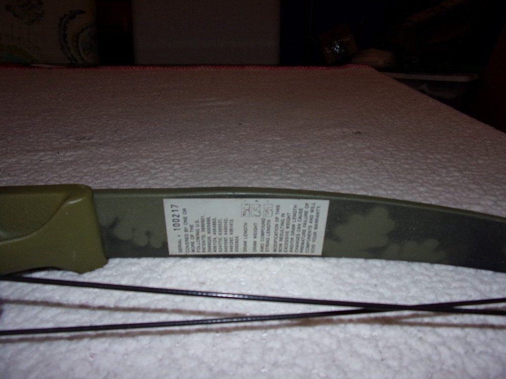 Bear Whitetail Hunter Green Camo Compound Bow