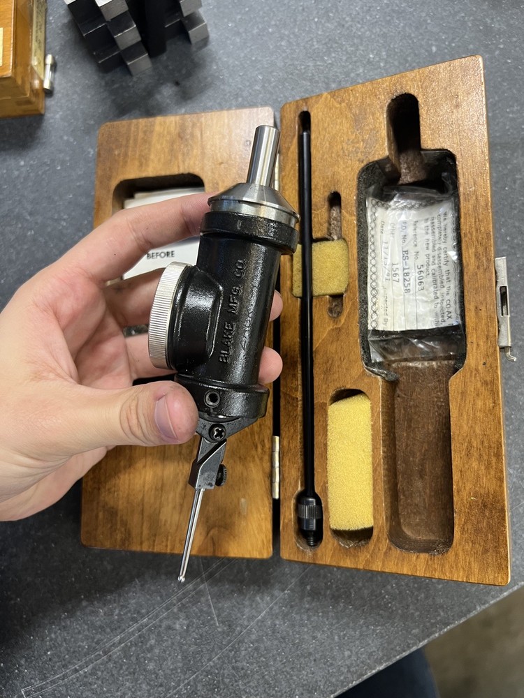 Blake MFG CO. Co-ax Dial Indicator 0005" Axis