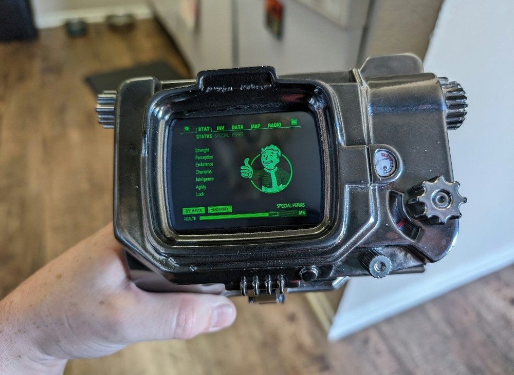 Pip Boy 3000 Kit With Working Screen