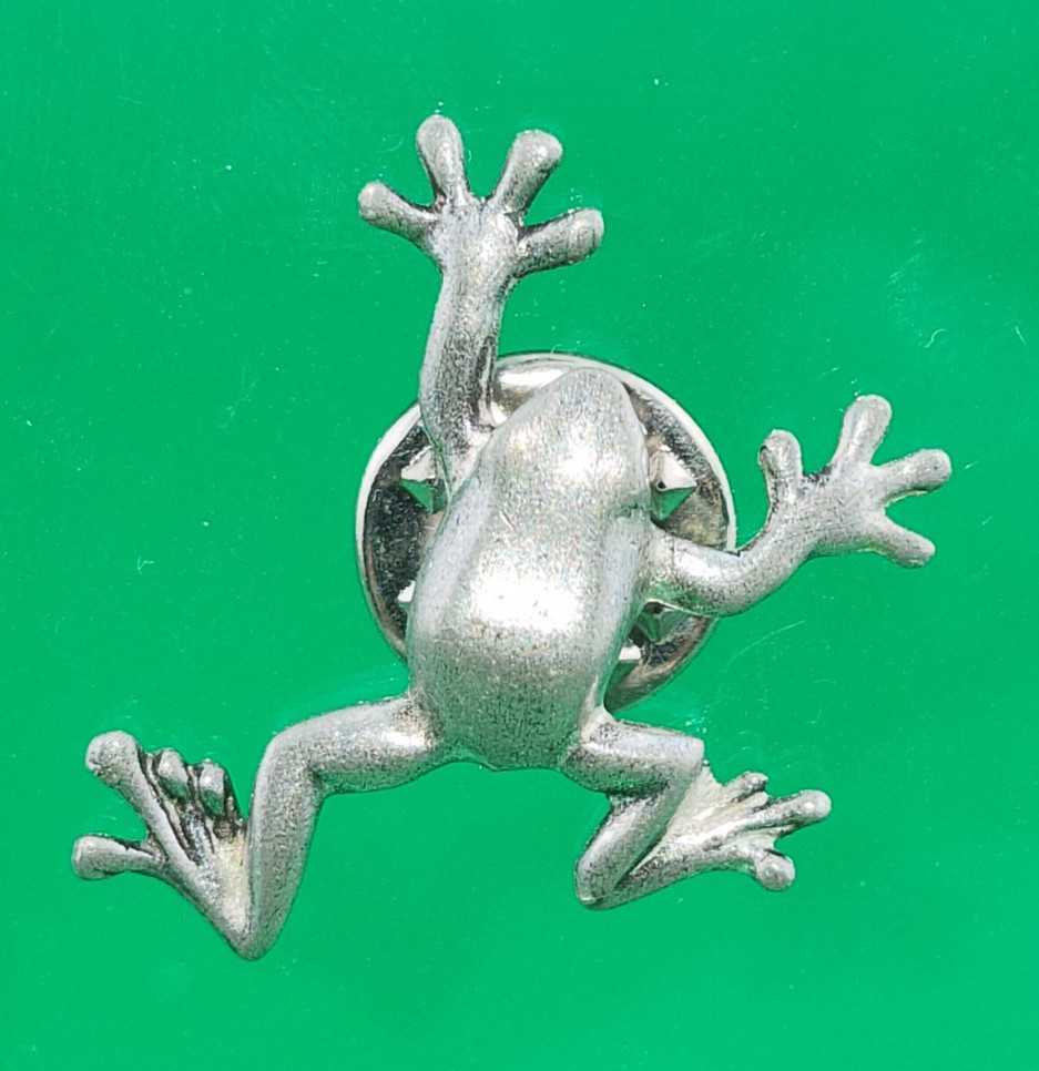 1992 Danforth Signed Frog Pewter Lapel Hat Vest Pin