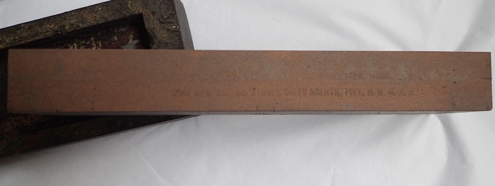 Vintage Boxed Pike India Oilstone - Medium