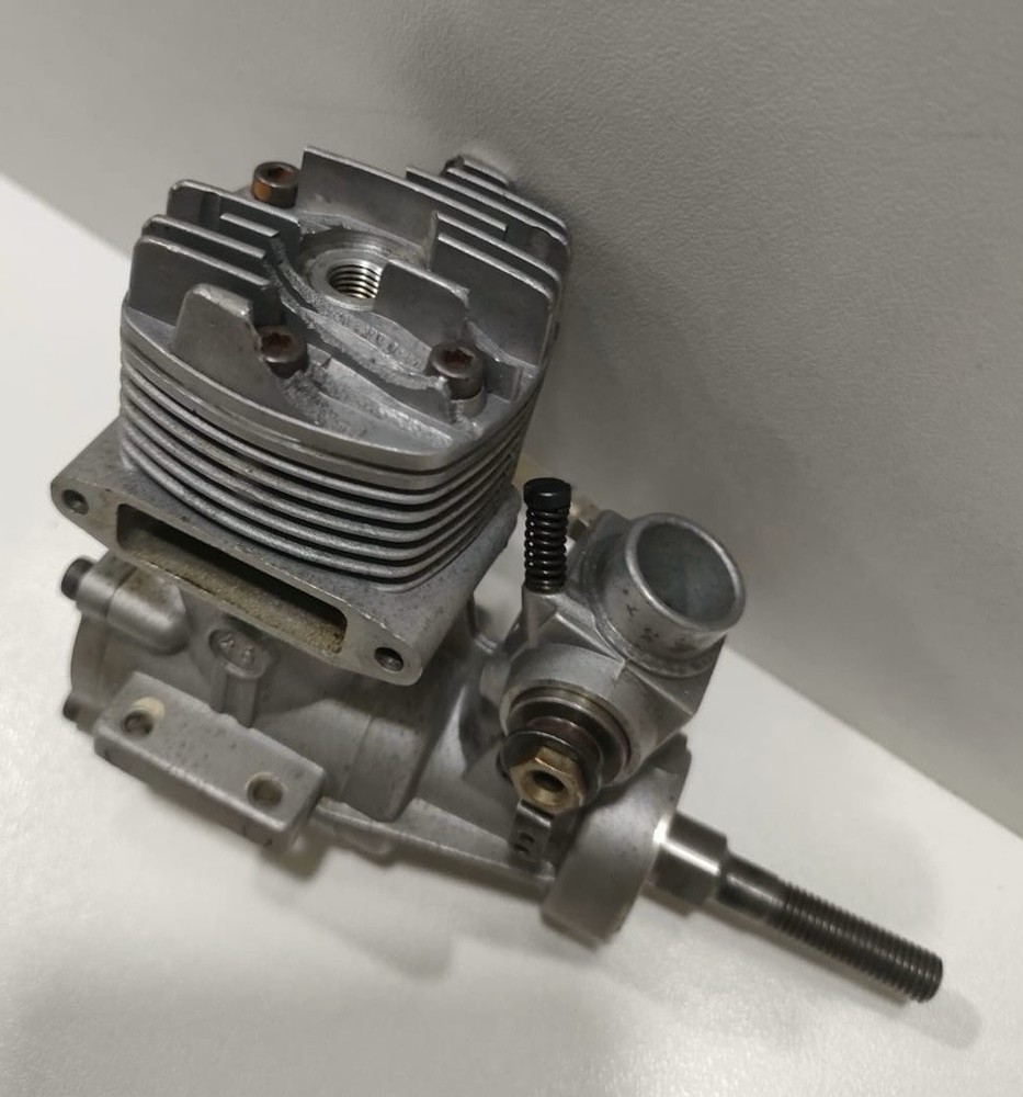 OS Max 46 FX Nitro Airplane Engine For Repairs. Good Compression. OS Engine 46FX