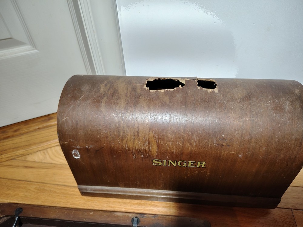 Singer 1950 #128 Sewing Machine /Working With Case