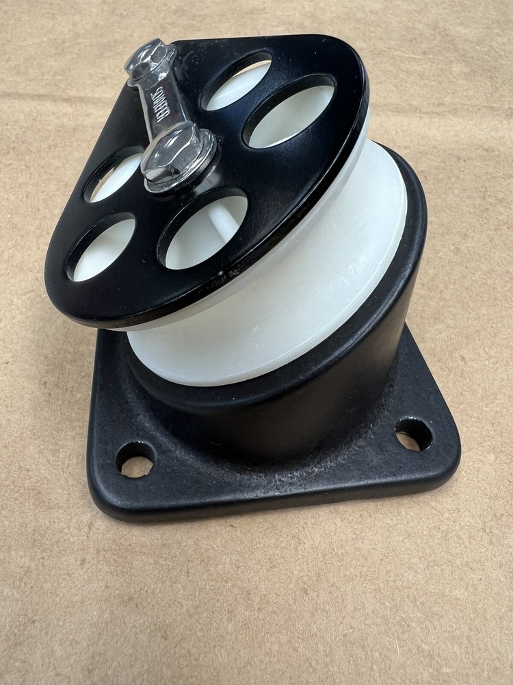 Schaeffer marine turning block (spinnaker/port side)