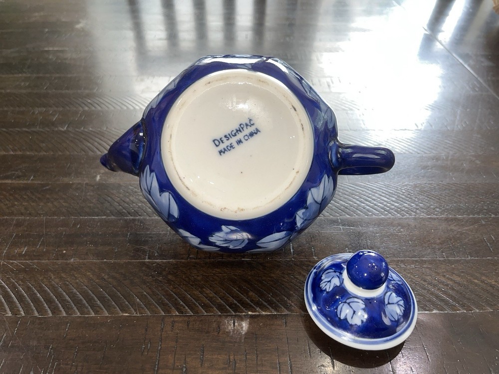 DesignPac Cobalt Blue Tea Pot - Beautiful Leaf Pattern