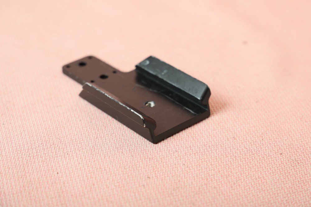 Video Support - Blackmagic URSA Mini VF Adapter Plate