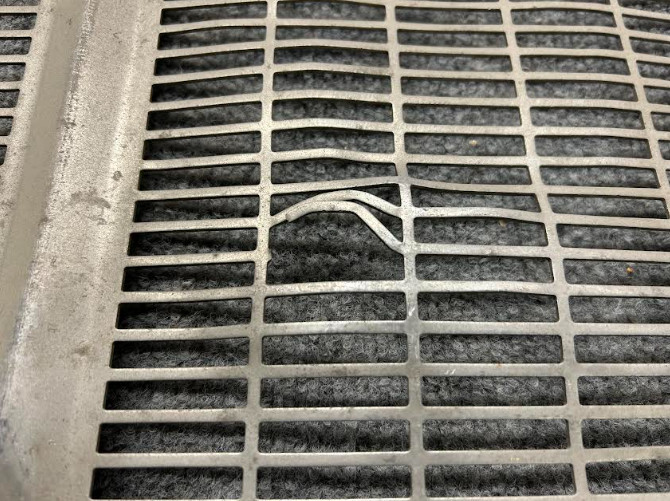 PETERBILT 13-03508 GRILL-127\"