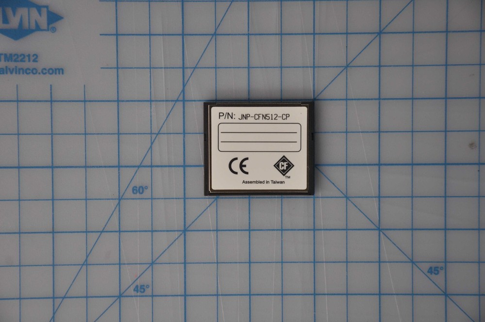 JUNIPER Networks Flash Card 512Mb JNP-CFN512-CP