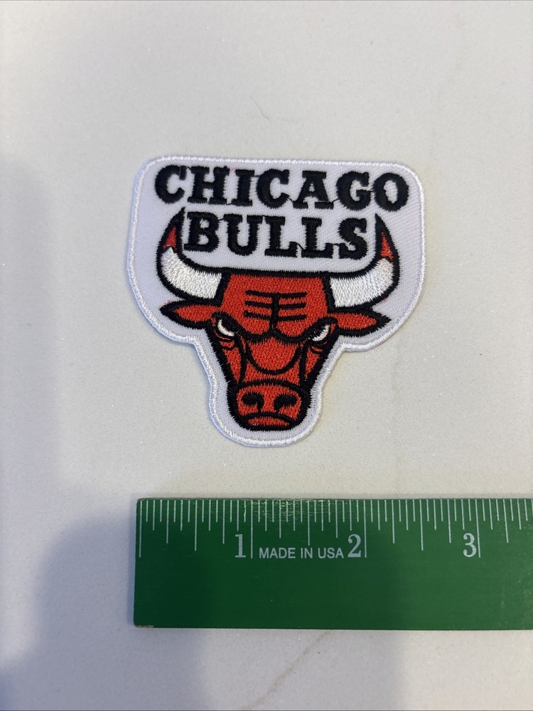 Chicago Bulls 3” Embroidered Iron-on Patch