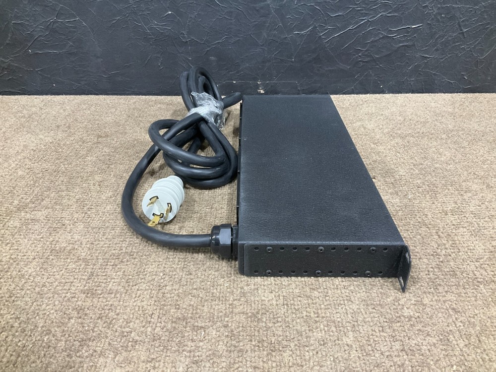 Vertiv Geist Basic PDU 208v VP9571A ✅ ❤️️ ✅ ❤️️ NEW! OPEN BOX! ✅ ❤️️ ✅ ❤️️