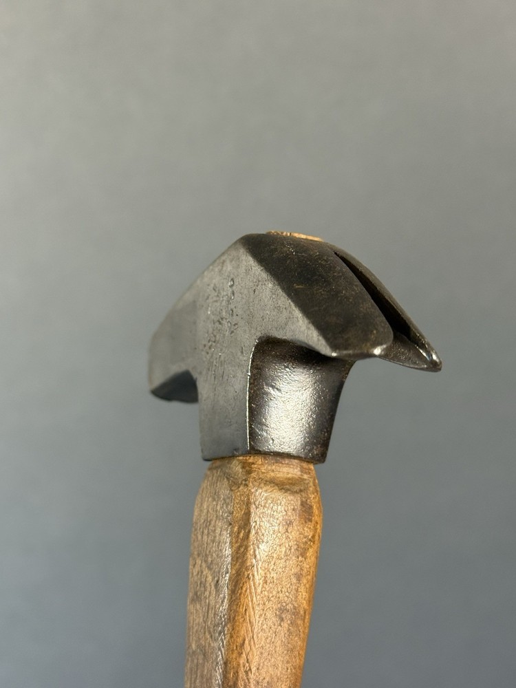 HELLER BROS. FARRIER'S CLAW HAMMER With Handle.