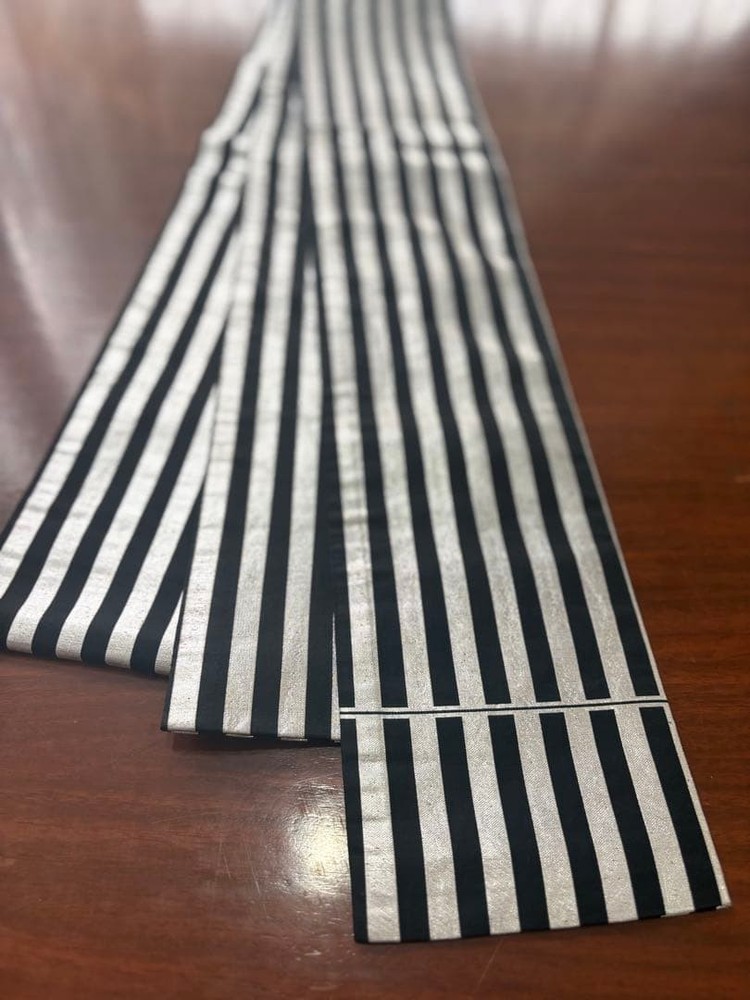 Antique half-width belt ☆ Black and silver line pattern